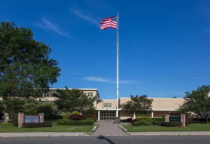 Hicksville High School campus photograph