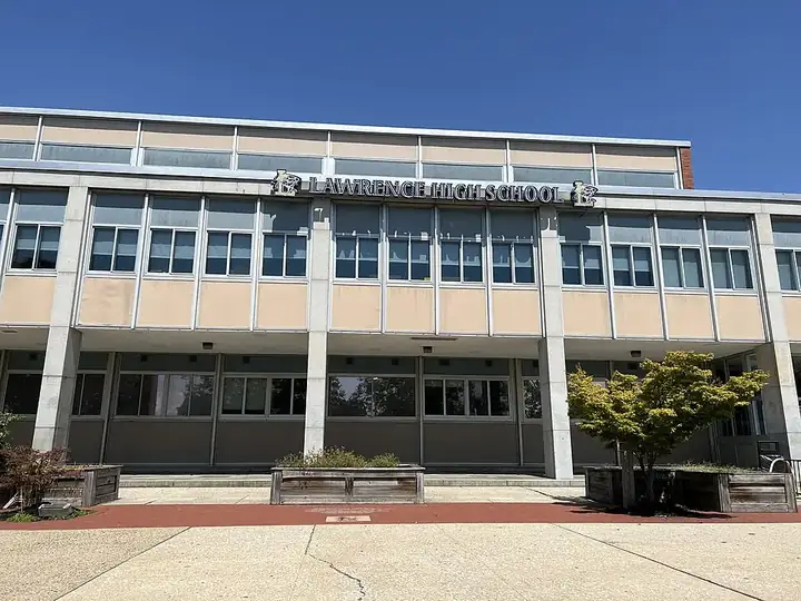 Lawrence Senior High School campus photograph