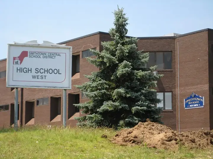 Smithtown High School-West campus photograph