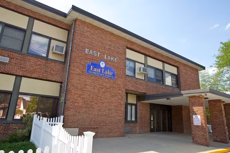 East Lake Elementary School campus photograph
