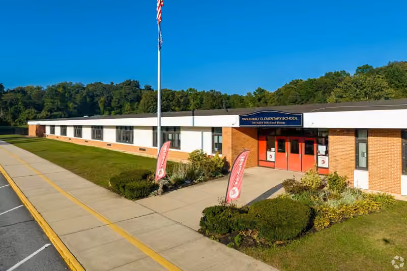 Vanderbilt Elementary School campus photograph