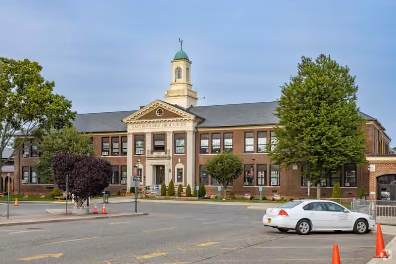 East Rockaway Junior-Senior High School campus photograph