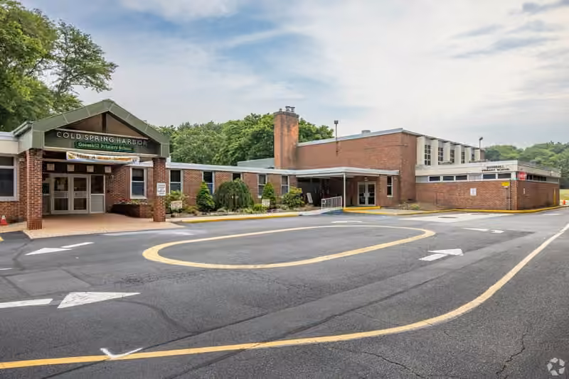 Goosehill Primary Center campus photograph
