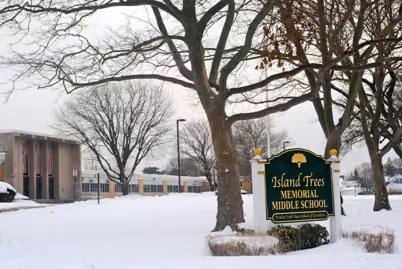 Island Trees Middle School campus photograph