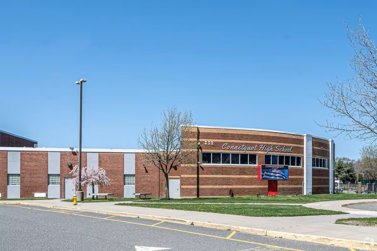 Connetquot High School campus photograph