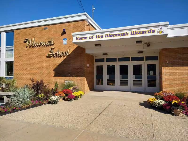Wenonah School campus photograph
