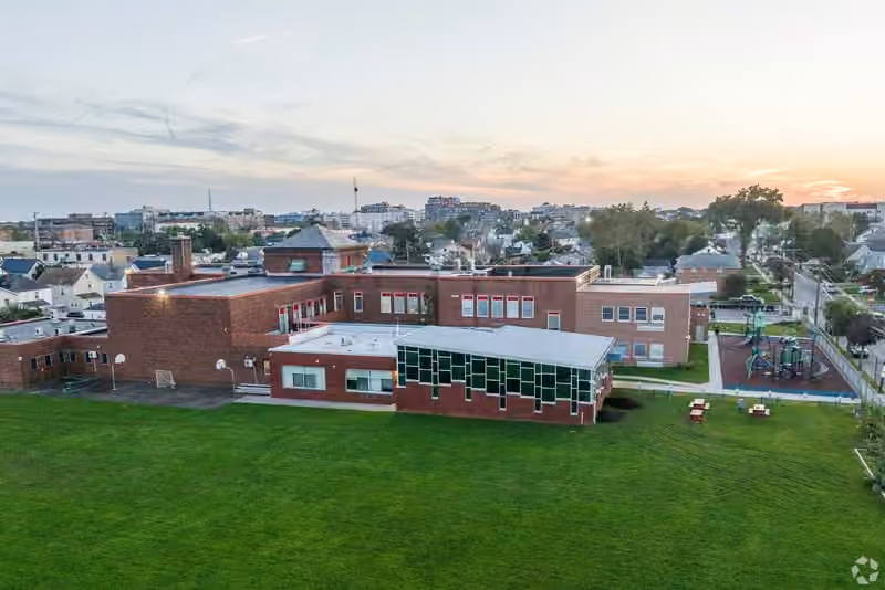 Hampton Street School campus aerial photograph