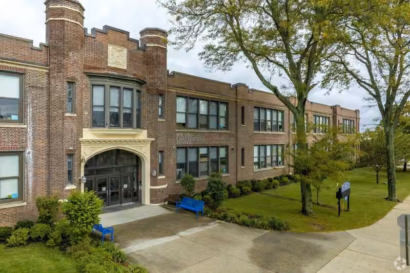 Chatterton School campus photograph