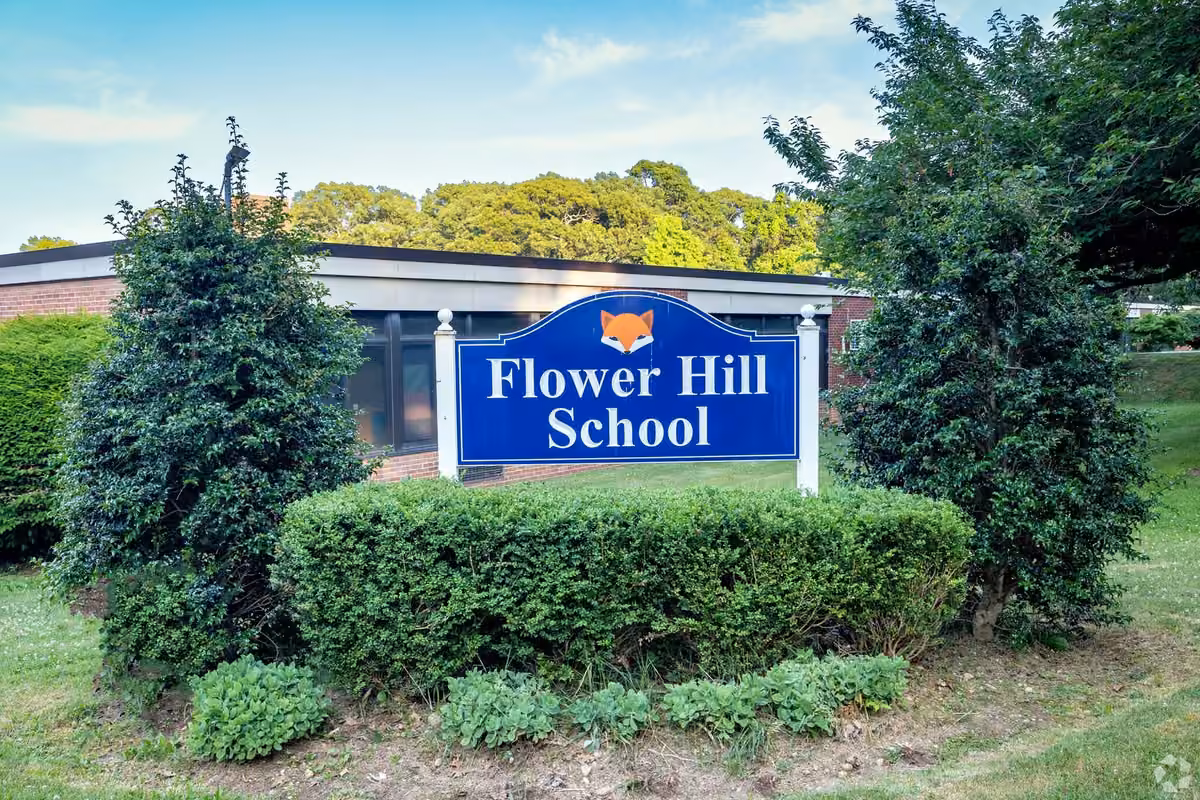 Flower Hill School campus photograph